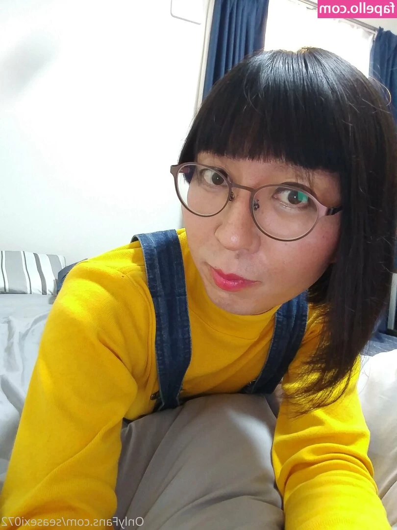 seasexi072 - You guys ready for the new year? I'm going to have some drinks now :3