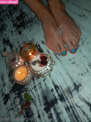 clarita.feet [ clarita-feet ] - Shall we dance     Bailamos
