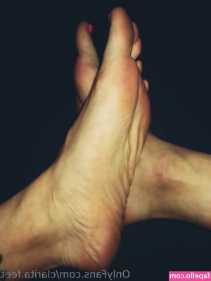 clarita.feet [ clarita-feet ] - i love sucking his dick
