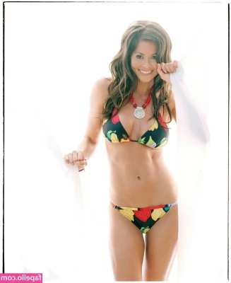 Brooke Burke [ brooke-burke ] - Going live on Twitch and Tiktok in one hour! Maybe live on here