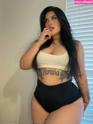sassybunny88 - I love how sunlight feels and looks on my skin