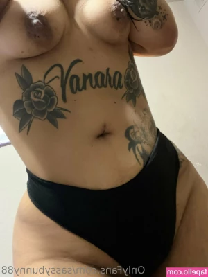 sassybunny88 - Gémis avec moi  6min34  Tu crois que je n ai pas remarqué que tu