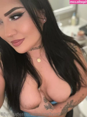 sassybunny88 - Is your house clean