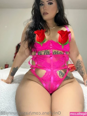 sassybunny88 - white high heels fetish