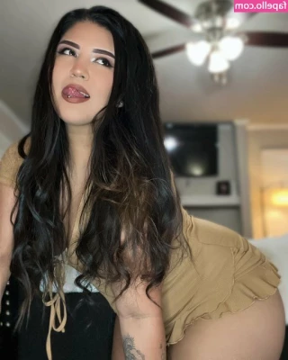 sassybunny88 - My hot naughty body  Come take a look and enjoy loves