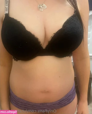 utahwife515 - Kiss me?