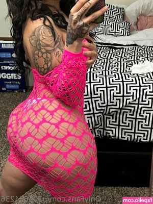 thebrattt26 - HIT it from the back 😎😎