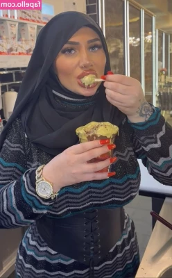 Abir zrk [ abir-zrk ] - Love sucking dick on the weekend