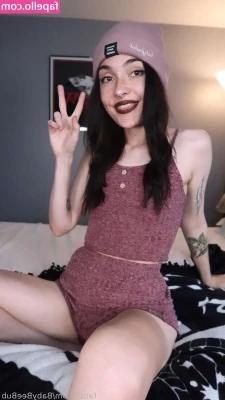 babybeebub - Sunt horny baby  nu vrei sa ne distram împreuna