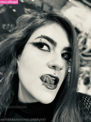 mina666free - What u want to see
