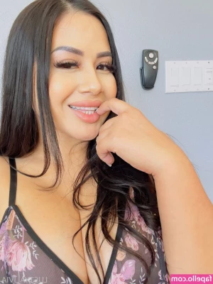 Lustyalivia - DM to see the full version  17 mins
