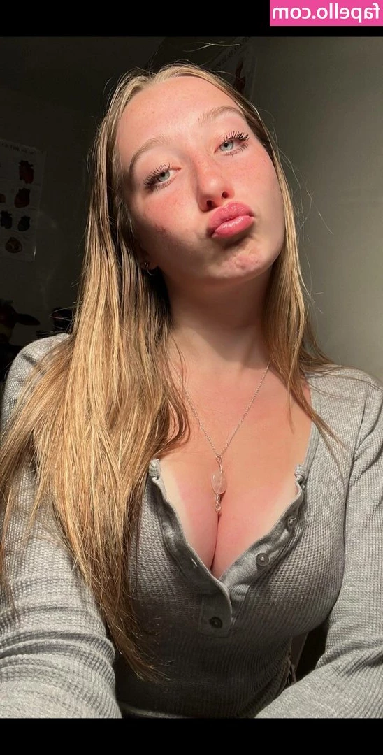 ashley.p9 [ ashley-p9 ] - Come spunk on my ass