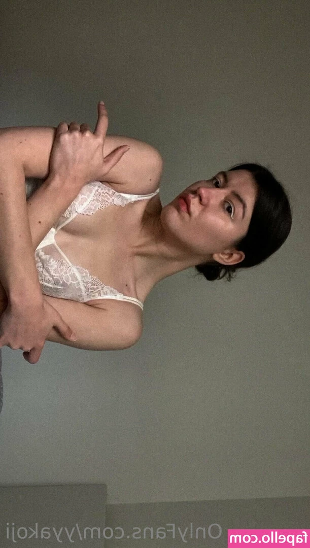 yyakoji - Say goodnight  titties