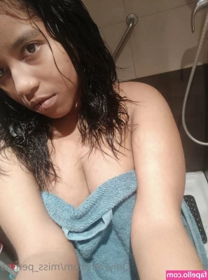 miss_perona [ miss-perona ] - Decided I will stay in bed all day  What should I do while I m here 