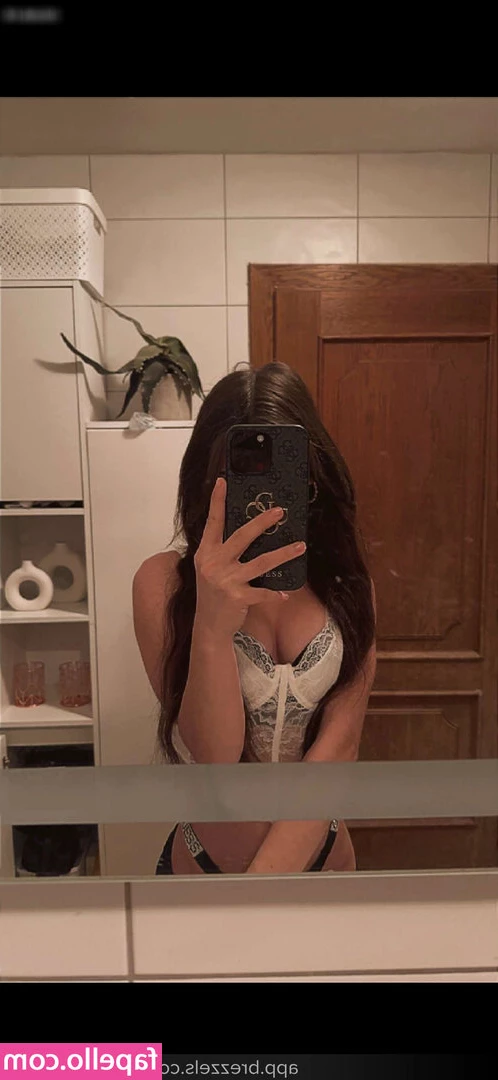 Doreen Gnadi [ doreen-gnadi ] - Goood Morning! I was trying to upload lastnight but onlyfans was down