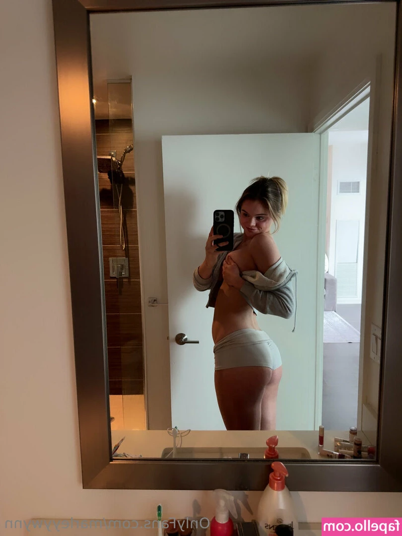 marleyywynn [ marleyywynn-5 ] - Guess who's back ?! Did you miss me ?!