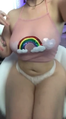 Theemilylynne - Just enjoy the pool