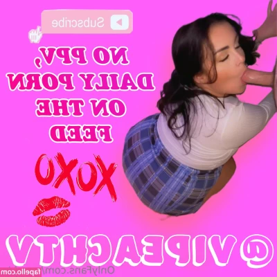 peachtv - Curvy British size 14  wiggle wiggle