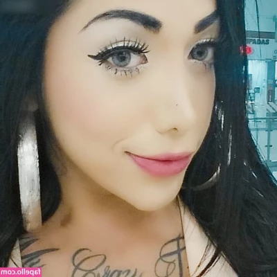 Jade Flota [ jade-flota ] - Scrubbin' up in the shower 😉