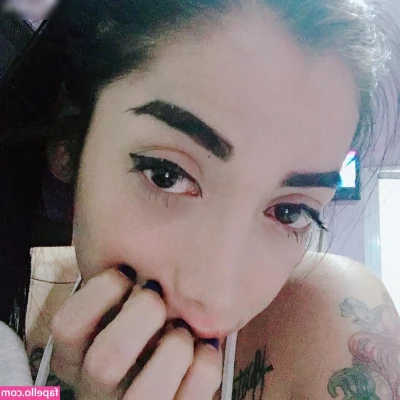 Jade Flota [ jade-flota ] - Birthday brat