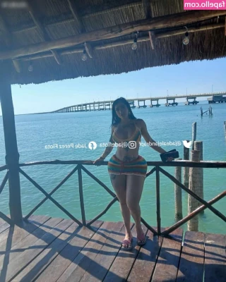 Jade Flota [ jade-flota ] - Hi wimp  You re mine now  I m gonna have you thinking things you ve