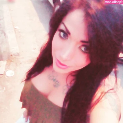 Jade Flota [ jade-flota ] - Freaks come out at night