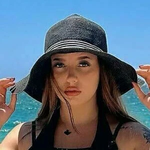 valeriavidaloficial