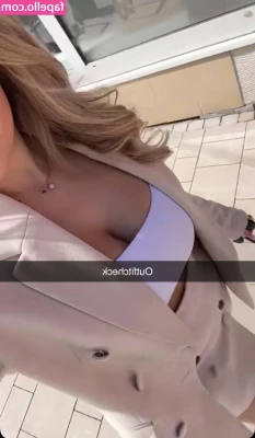 Julesboringlife - noeliadesire    Nympho addicted to sex   Custom pic   Custom vídeo  