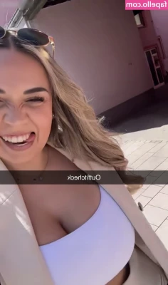 Julesboringlife - Watch me play
