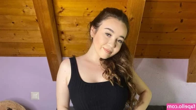 Julesboringlife - I need someone to come put their hands all over me
