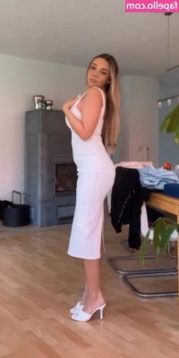 Julesboringlife - Are you going to help me dry off…or get wet again?😈 