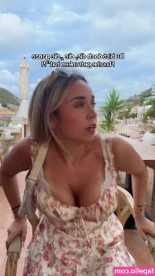 Julesboringlife - Free the tiddies
