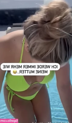 Julesboringlife - Little booty play for ya😜 also tomorrow/all day Sunday I’m doing