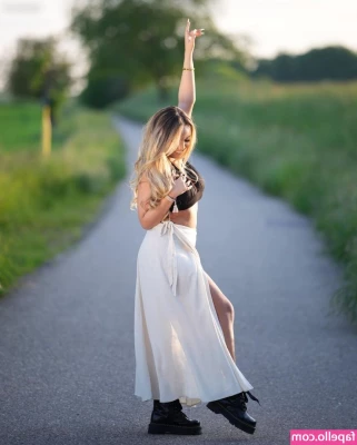 Julesboringlife - je suis d humeur coquine en ce moment  personne pour me satisfaire