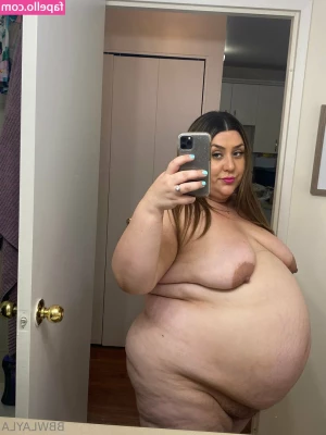 bbwlayla - Little more fun with @xmivyx hehe  I sent the complete video for