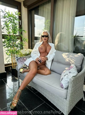 Loredana Chivu [ loredana-chivu ] - Was feeling myself tonight