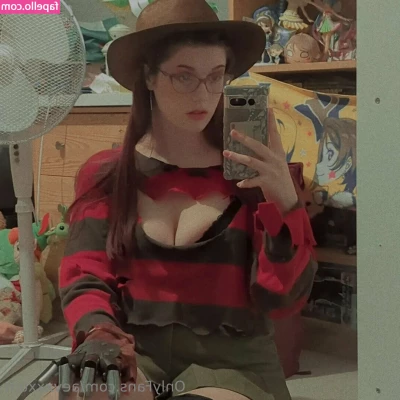 aevxxxum - And a reminder  guys  that all the photo content  at least 10 posts