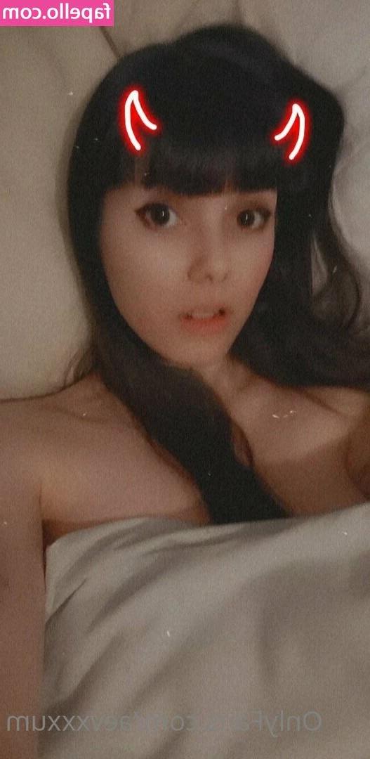aevxxxum - I want you to make me yours 🔥🔥😈😈