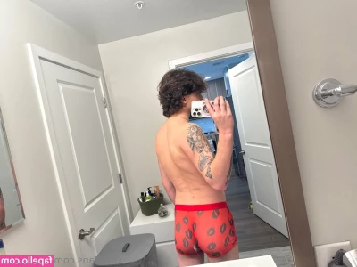 heyimjack - Who s up for some sexting  ya girl s