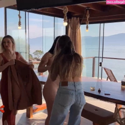 Bella Da Semana [ bella-da-semana-2 ] - Do you prefer 1  An elegant slut  Or 2  A stupid cum slut