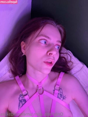 umermaidskiss [ umermaidskiss-2 ] - A cara inchada de quem dormiu por 9 Horas