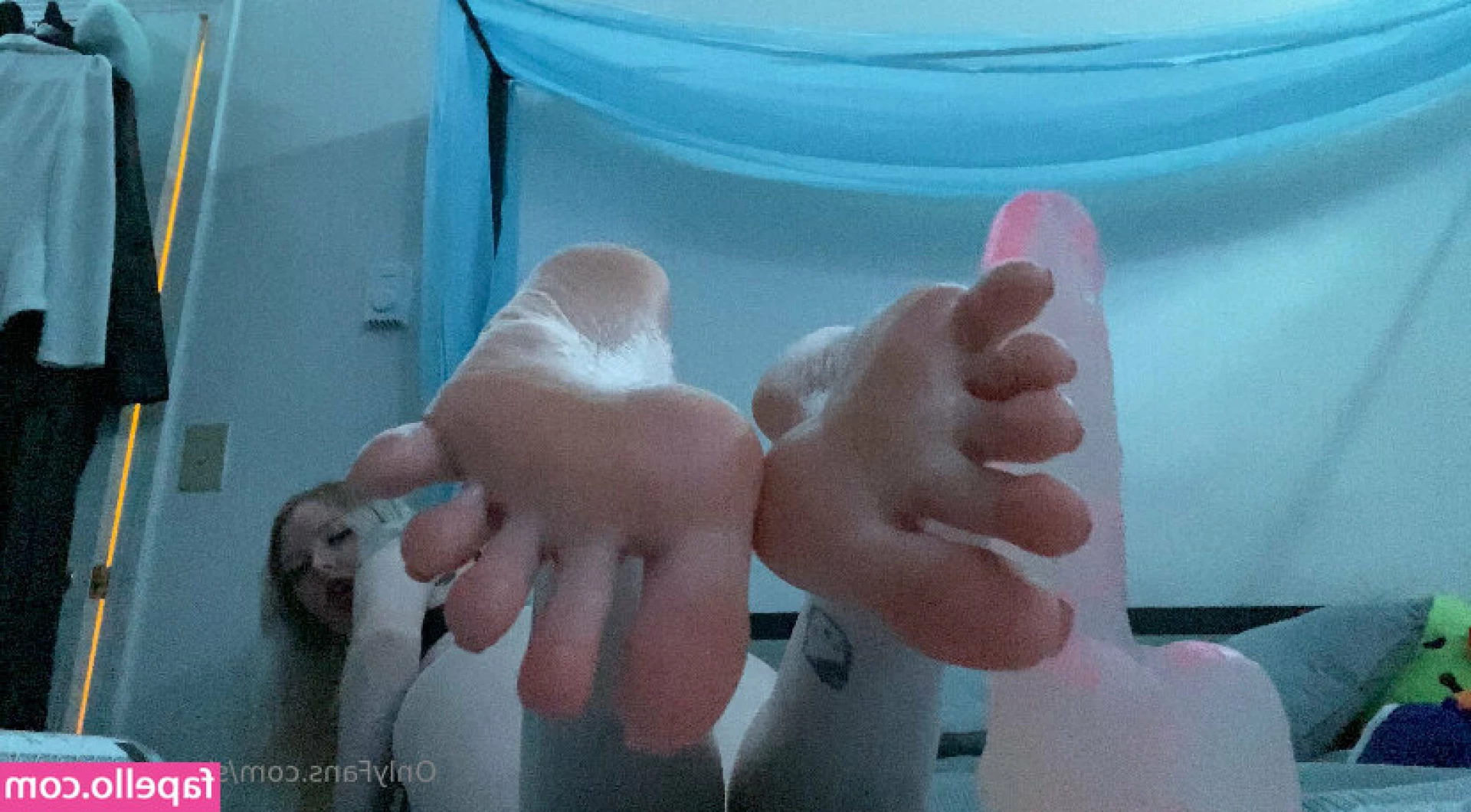 skyestone9sfw - Flashback  Heels and stockings