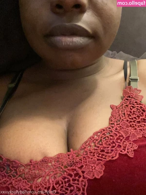 ladyluckyxxx - PREMIUM GIVEAWAY TIME Like this post  comment and answer correctly