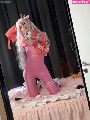 Blondelashes19 - Looks like I have some fun customs to shoot tomorrow    Some of you