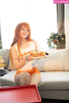 Blondelashes19 - It s my birthday tomorrow    What s my present