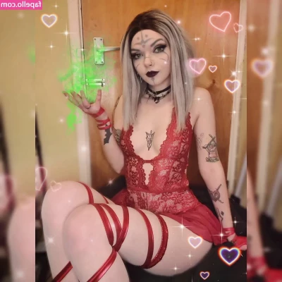 Louise Julie [ louise-julie ] - Let me spit on it 😈