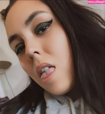 Cpcn_mdt [ cpcn-mdt ] - So horny today had to share