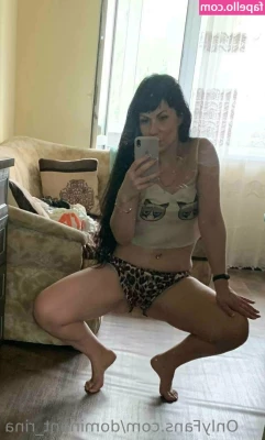 dominant_rina [ dominant-rina ] - Which toys do you want to see me use first