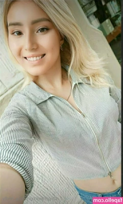 lola_redly [ lola-redly ] - If you love kitties, raise your hand 💁‍♀️