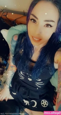 jadestoner_free [ jadestoner-free ] - Just imagine that between these 2 juicy buns there will be your hard